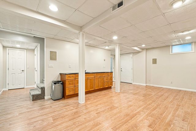 22 Stoney Hill Rd, Shrewsbury, MA 01545
