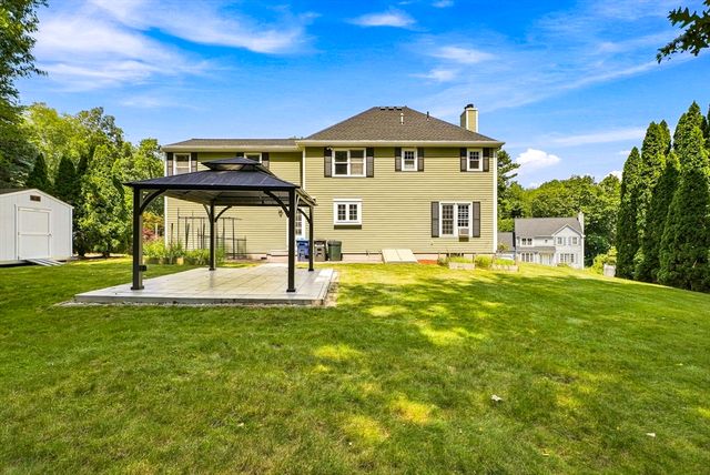 22 Stoney Hill Rd, Shrewsbury, MA 01545