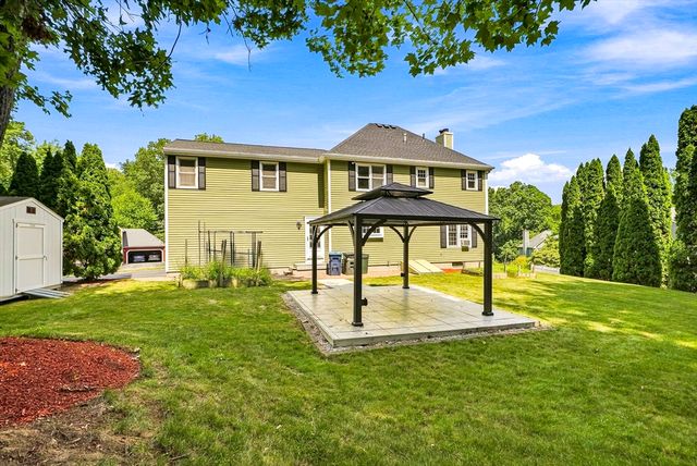 22 Stoney Hill Rd, Shrewsbury, MA 01545
