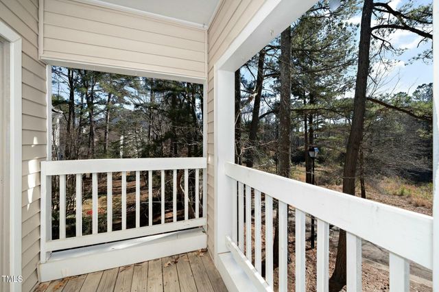 6011 Winterpointe Lane, Raleigh, NC 27606