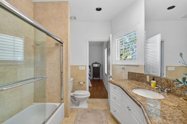 1020 SE 11th Street, Fort Lauderdale, FL 33316