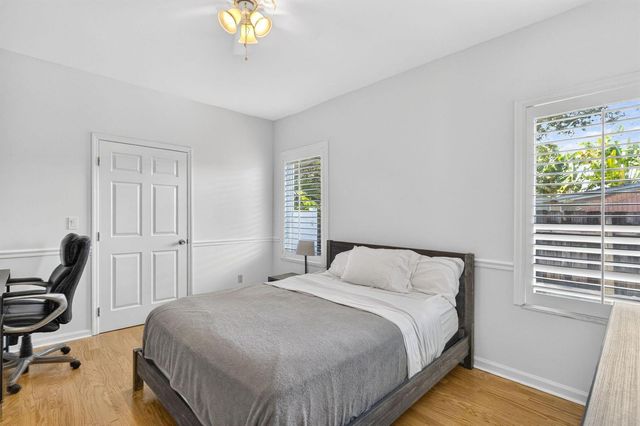 1020 SE 11th Street, Fort Lauderdale, FL 33316