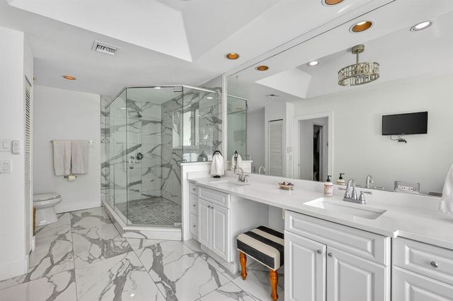1020 SE 11th Street, Fort Lauderdale, FL 33316