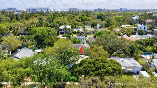 1020 SE 11th Street, Fort Lauderdale, FL 33316