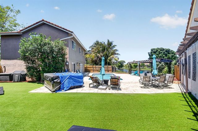 6269 Country Fair Circle, Boynton Beach, FL 33437