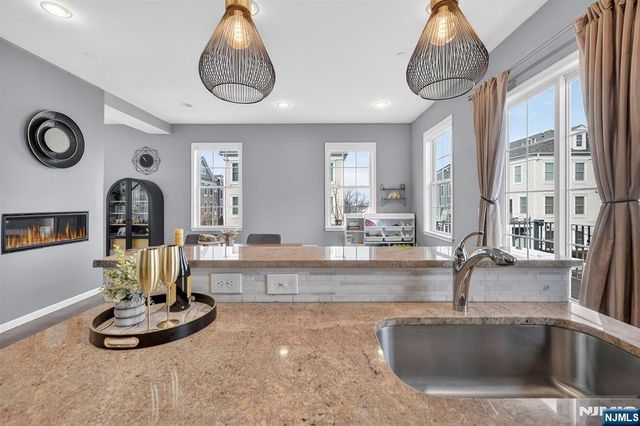 48 Roosevelt Drive, Wood Ridge, NJ 07075