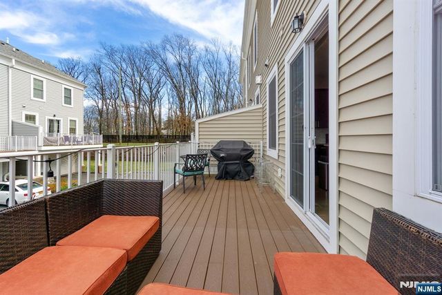 48 Roosevelt Drive, Wood Ridge, NJ 07075
