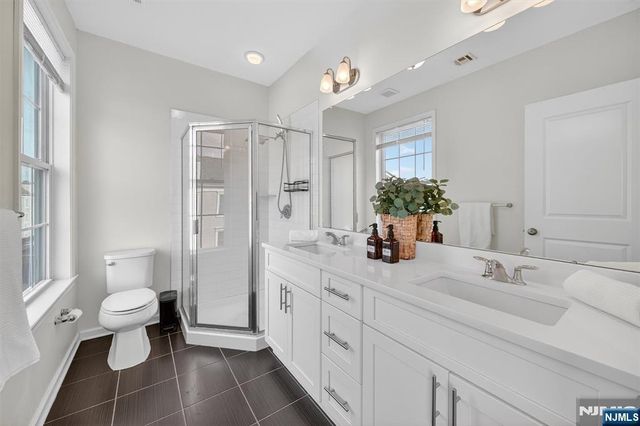 48 Roosevelt Drive, Wood Ridge, NJ 07075