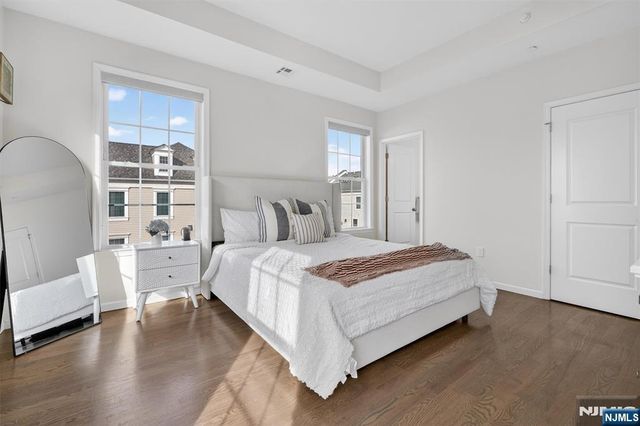 48 Roosevelt Drive, Wood Ridge, NJ 07075