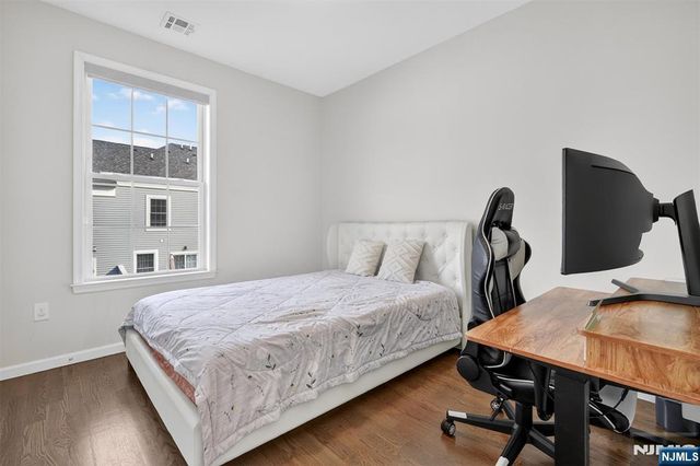 48 Roosevelt Drive, Wood Ridge, NJ 07075