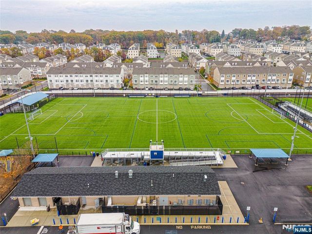 48 Roosevelt Drive, Wood Ridge, NJ 07075