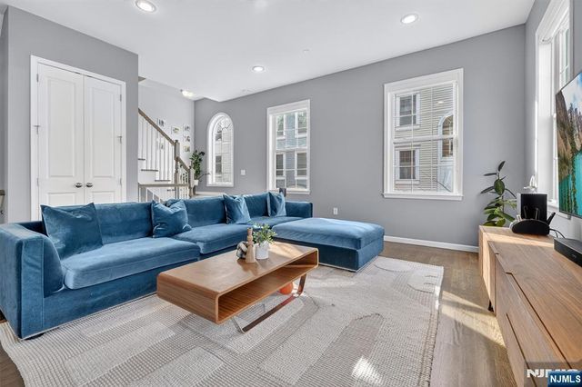 48 Roosevelt Drive, Wood Ridge, NJ 07075