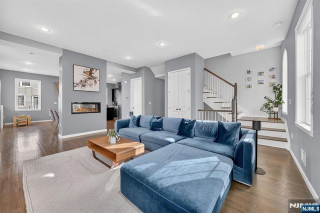 48 Roosevelt Drive, Wood Ridge, NJ 07075