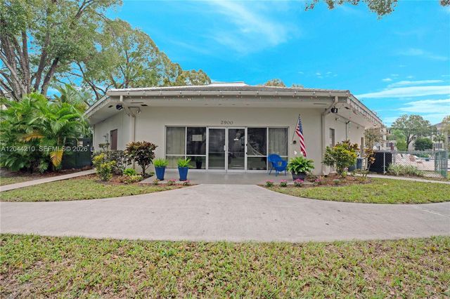 2901 NW 48th Avenue 355, Lauderdale Lakes, FL 33313
