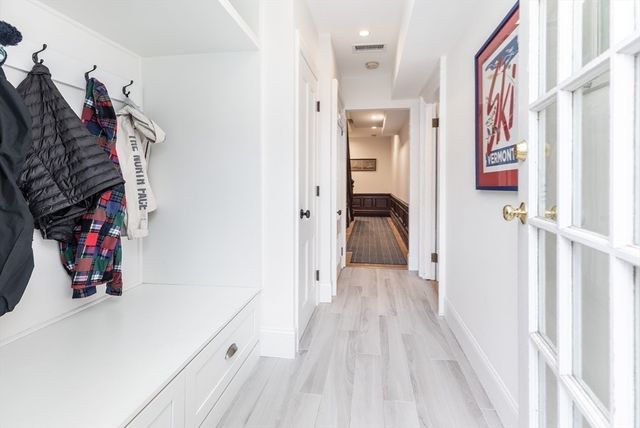 23 Braddock Park 2, Boston, MA 02116