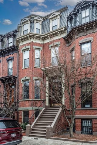 23 Braddock Park 2, Boston, MA 02116