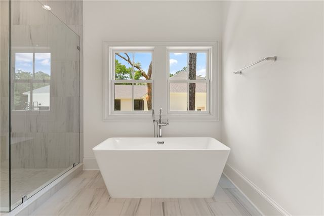 111 Stillwater Drive, St Simons Island, GA 31522