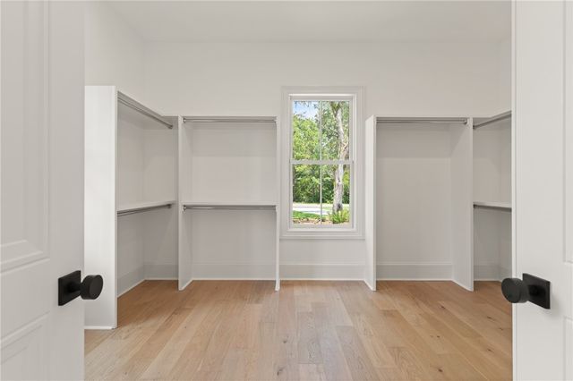 111 Stillwater Drive, St Simons Island, GA 31522