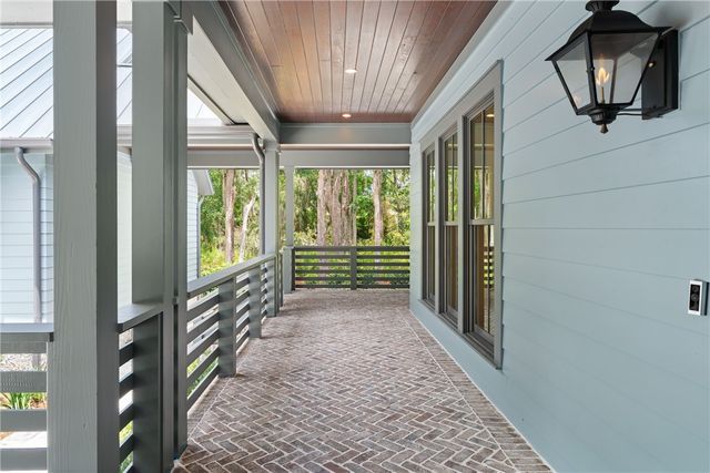 111 Stillwater Drive, St Simons Island, GA 31522