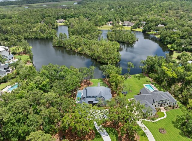 111 Stillwater Drive, St Simons Island, GA 31522