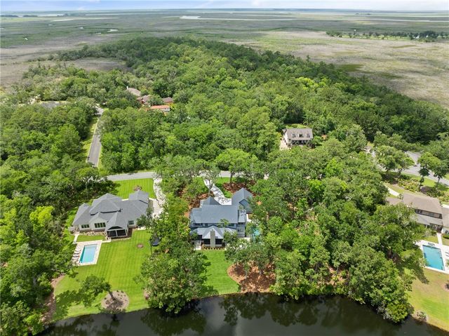 111 Stillwater Drive, St Simons Island, GA 31522