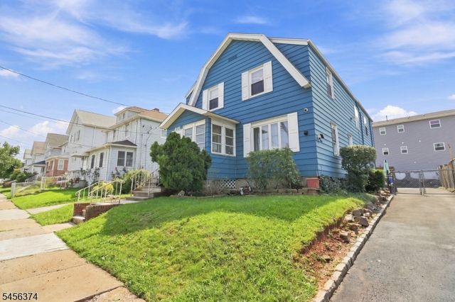 606 Britton St, Elizabeth City, NJ 07202