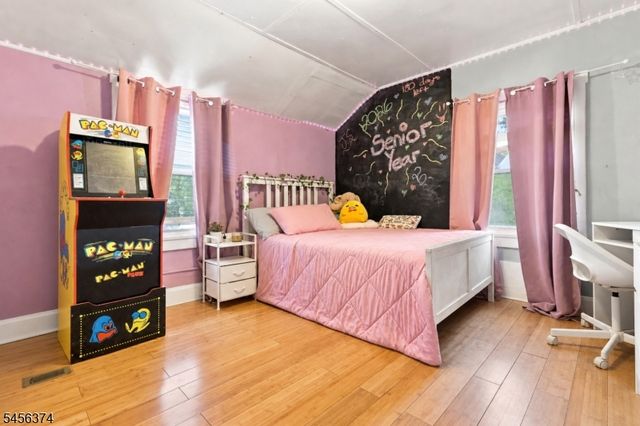 606 Britton St, Elizabeth City, NJ 07202