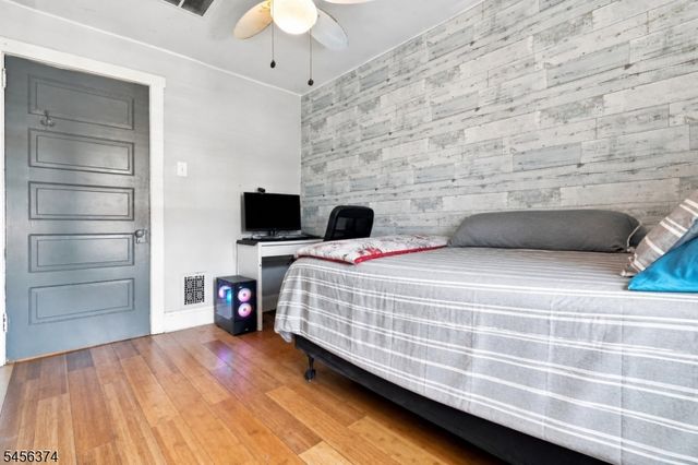 606 Britton St, Elizabeth City, NJ 07202