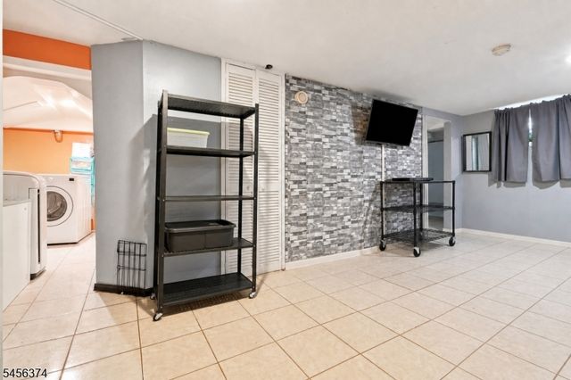 606 Britton St, Elizabeth City, NJ 07202