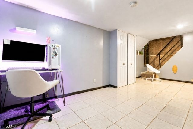 606 Britton St, Elizabeth City, NJ 07202