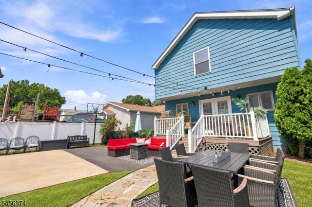 606 Britton St, Elizabeth City, NJ 07202