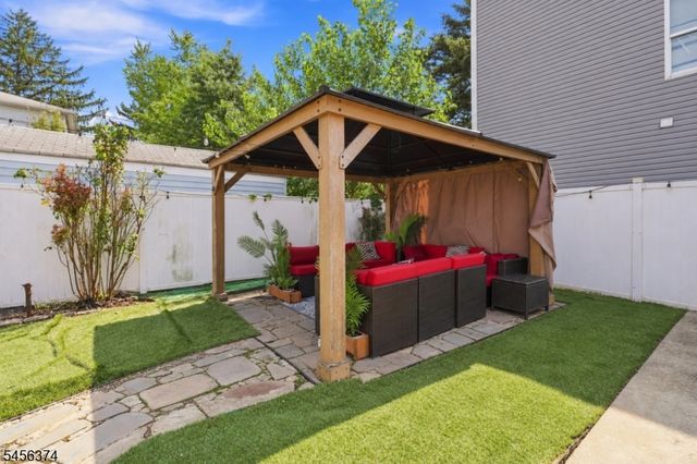 606 Britton St, Elizabeth City, NJ 07202