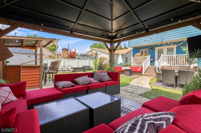 606 Britton St, Elizabeth City, NJ 07202