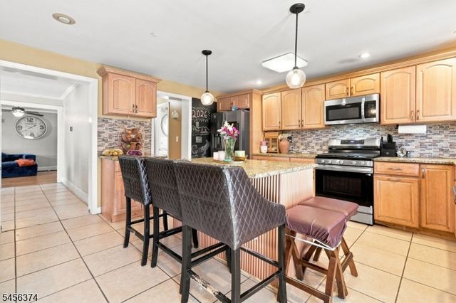 606 Britton St, Elizabeth City, NJ 07202