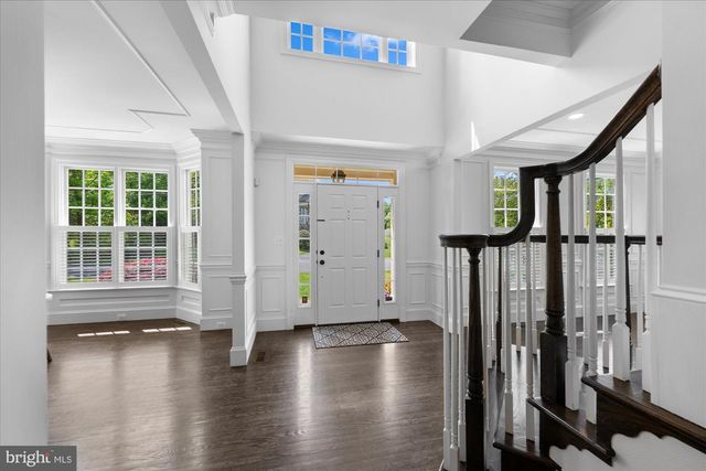 6158 TOMPKINS DR, Mclean, VA 22101