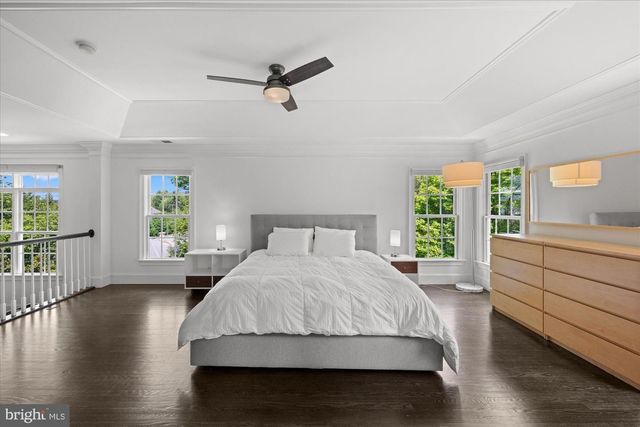 6158 TOMPKINS DR, Mclean, VA 22101
