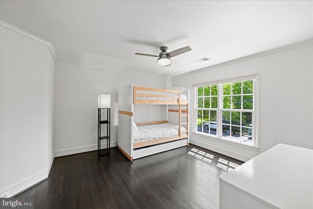 6158 TOMPKINS DR, Mclean, VA 22101