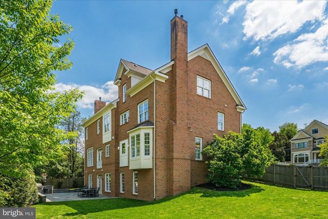 6158 TOMPKINS DR, Mclean, VA 22101