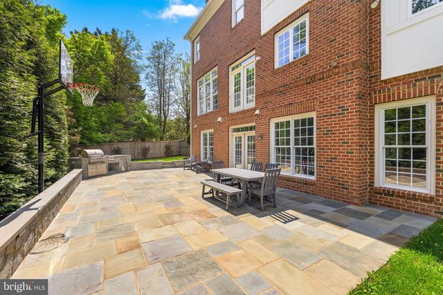 6158 TOMPKINS DR, Mclean, VA 22101