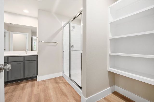 1013 Las Palmas Dr, Rockport, TX 78382