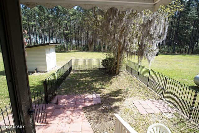 1342 Thomas Hamilton Road, Brunson, SC 29911