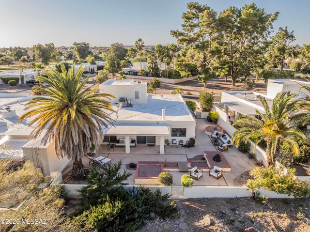 7912 N Casas Cameo, Tucson, AZ 85742