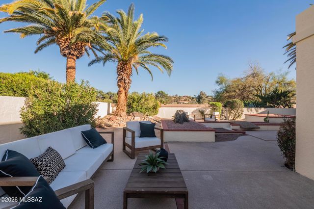 7912 N Casas Cameo, Tucson, AZ 85742