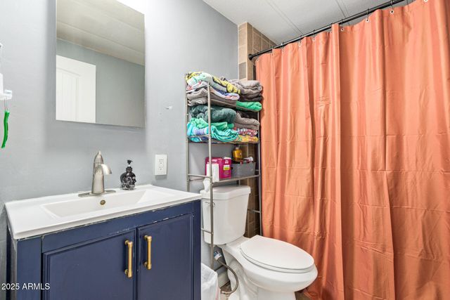 33541 S MOUNTAIN VIEW Road, Black Canyon City, AZ 85324