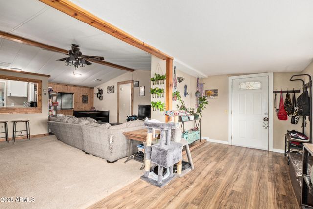 33541 S MOUNTAIN VIEW Road, Black Canyon City, AZ 85324