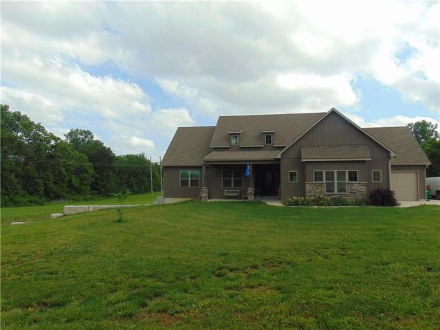 26401 E 267th Street, Harrisonville, MO 64701