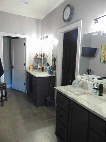 26401 E 267th Street, Harrisonville, MO 64701