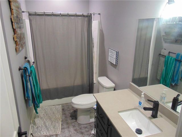 26401 E 267th Street, Harrisonville, MO 64701
