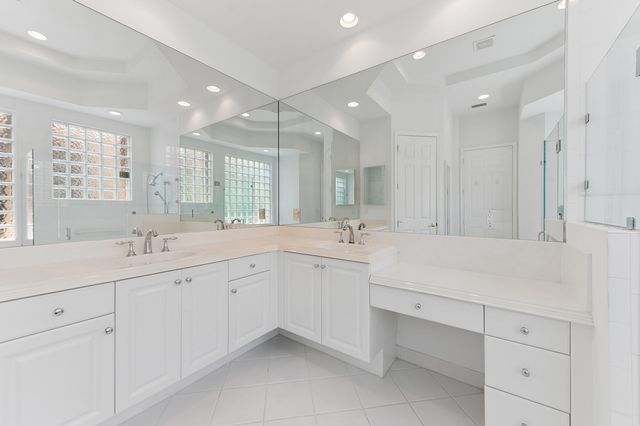 9258 Via Elegante, Wellington, FL 33411