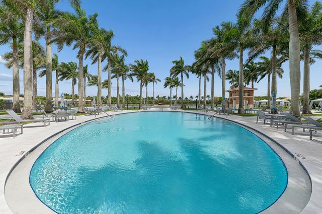 9258 Via Elegante, Wellington, FL 33411